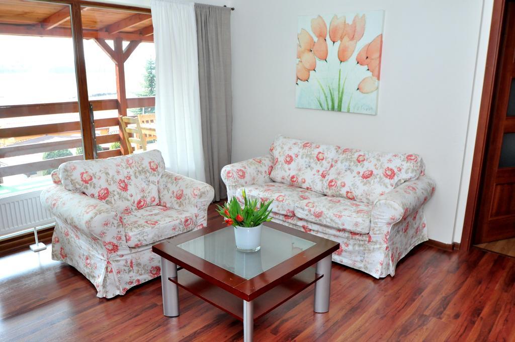 Pensjonat Relax Mikołajki Rom bilde